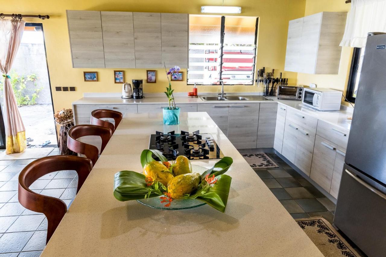 Fare Manava Villa โบราโบรา ภายนอก รูปภาพ