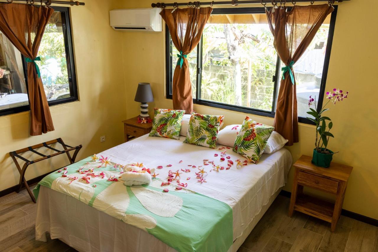 Fare Manava Villa โบราโบรา ภายนอก รูปภาพ